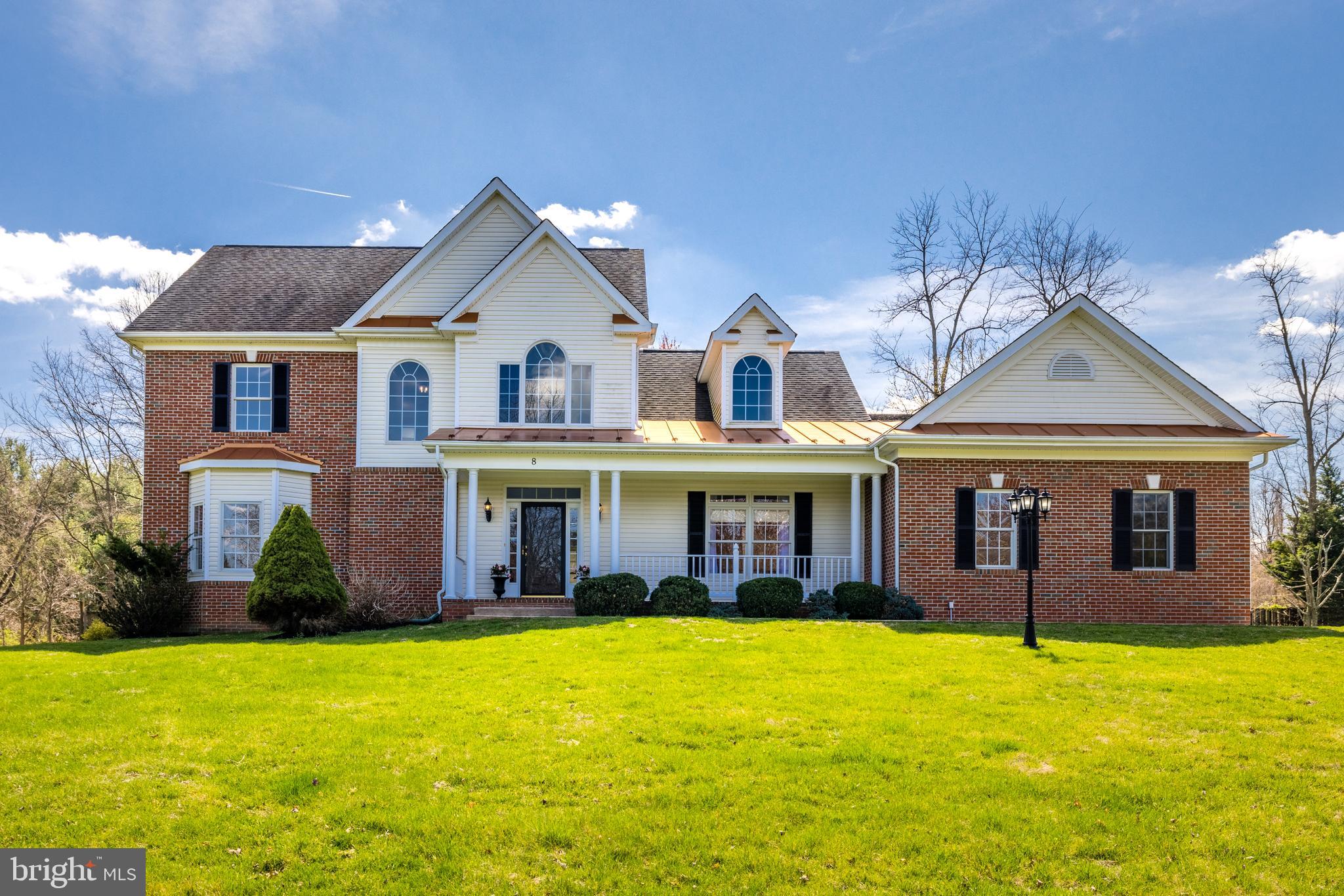 TOWN OF ROUND HILL - Residential