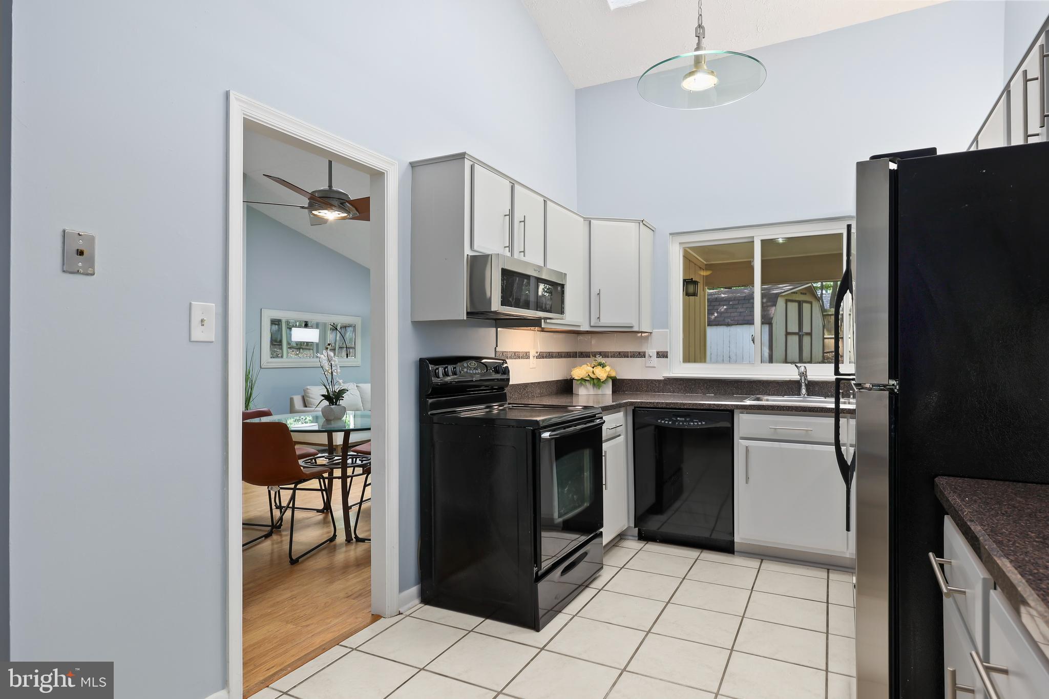 BONNIE BRAE - Residential