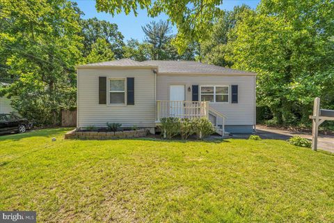 Photo of 132 Edison Road, CHERRY HILL, NJ 08034 (MLS # NJCD2119260)