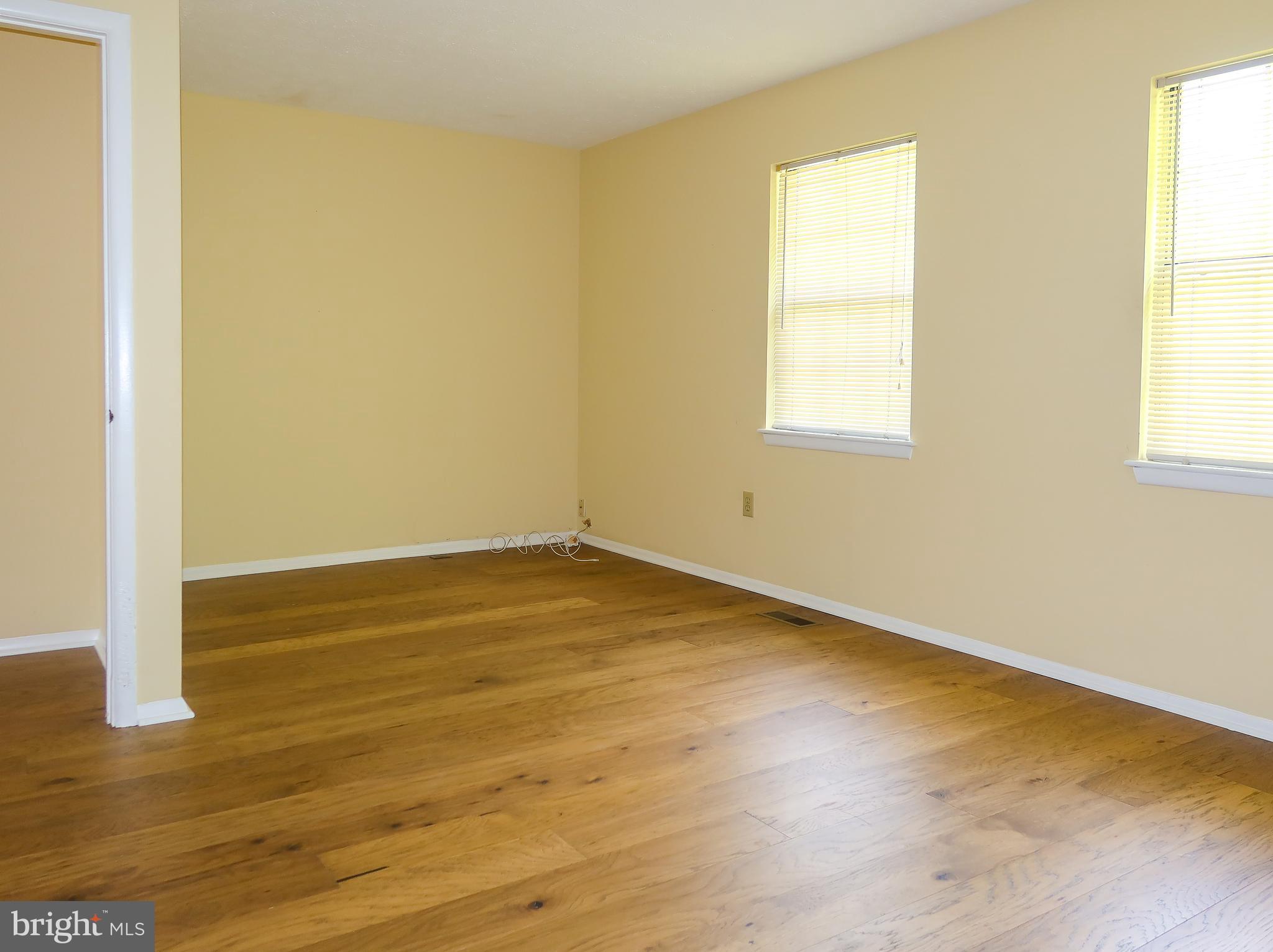 CROFTON MEADOWS - Residential