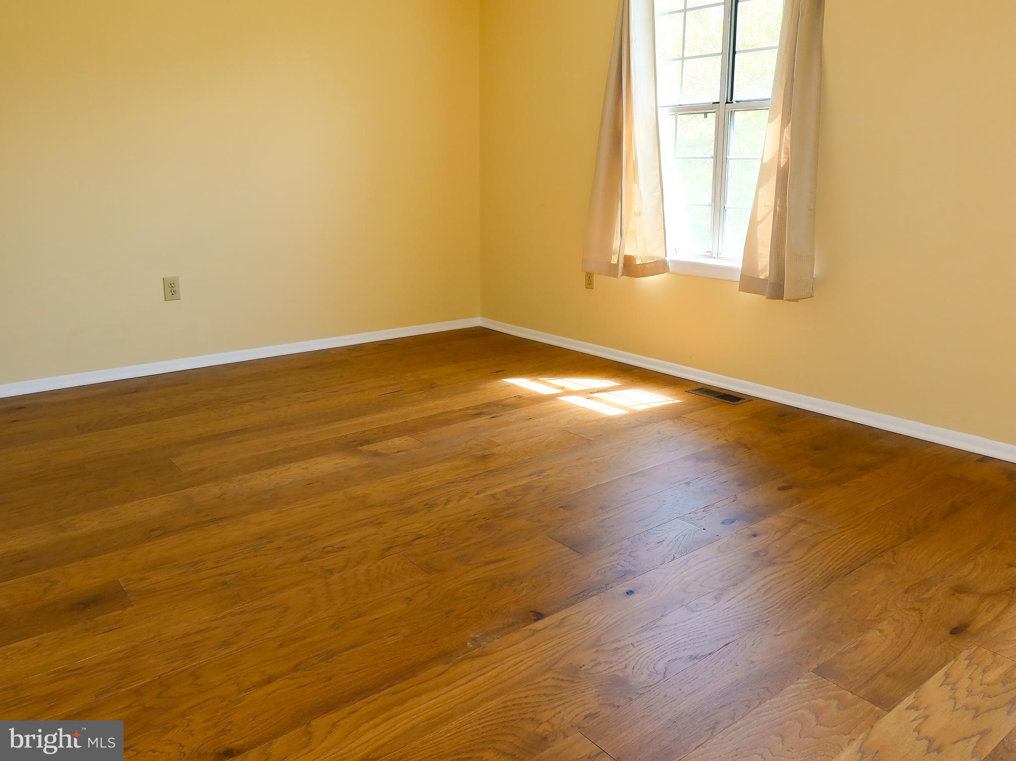 CROFTON MEADOWS - Residential