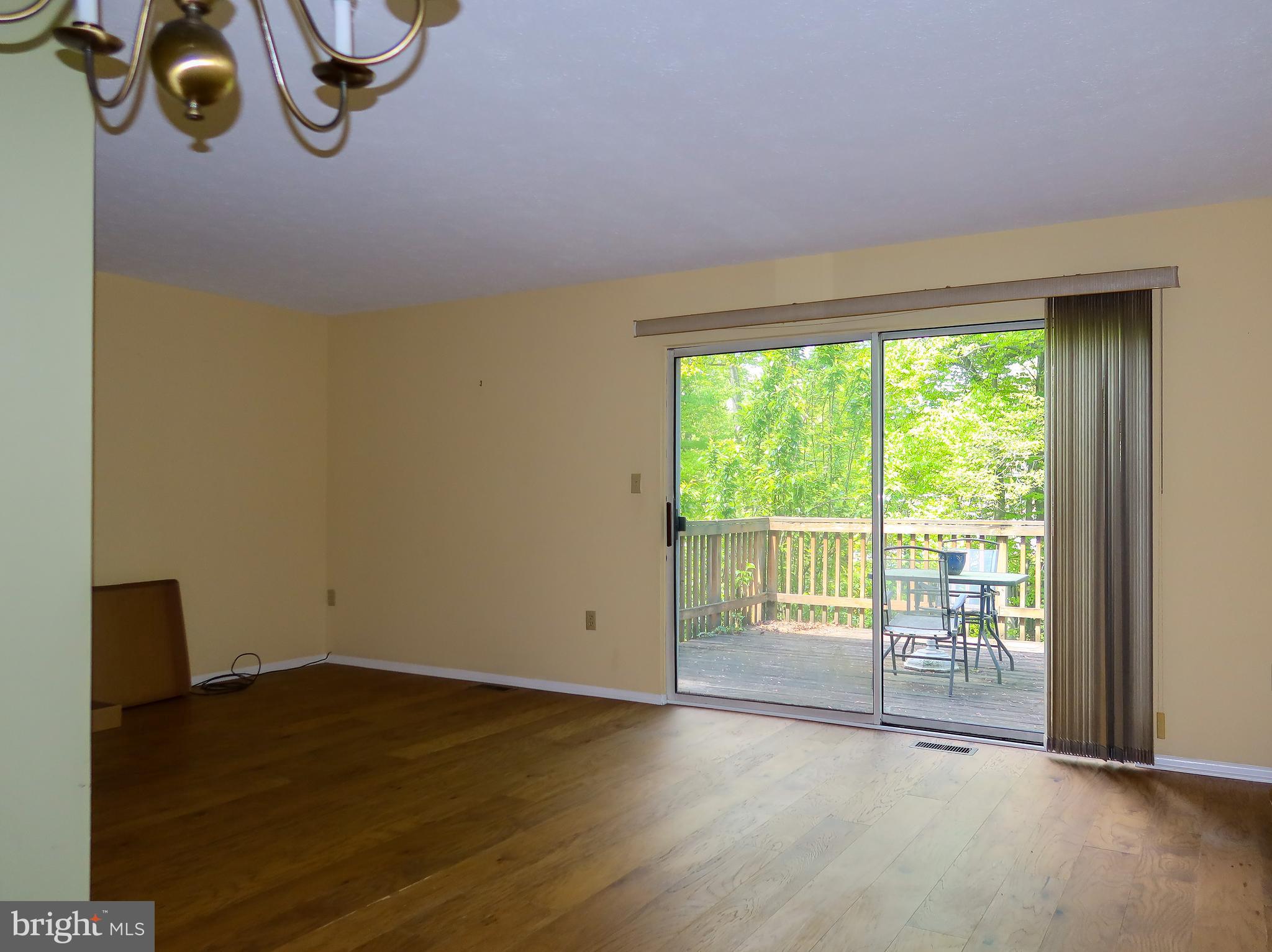 CROFTON MEADOWS - Residential