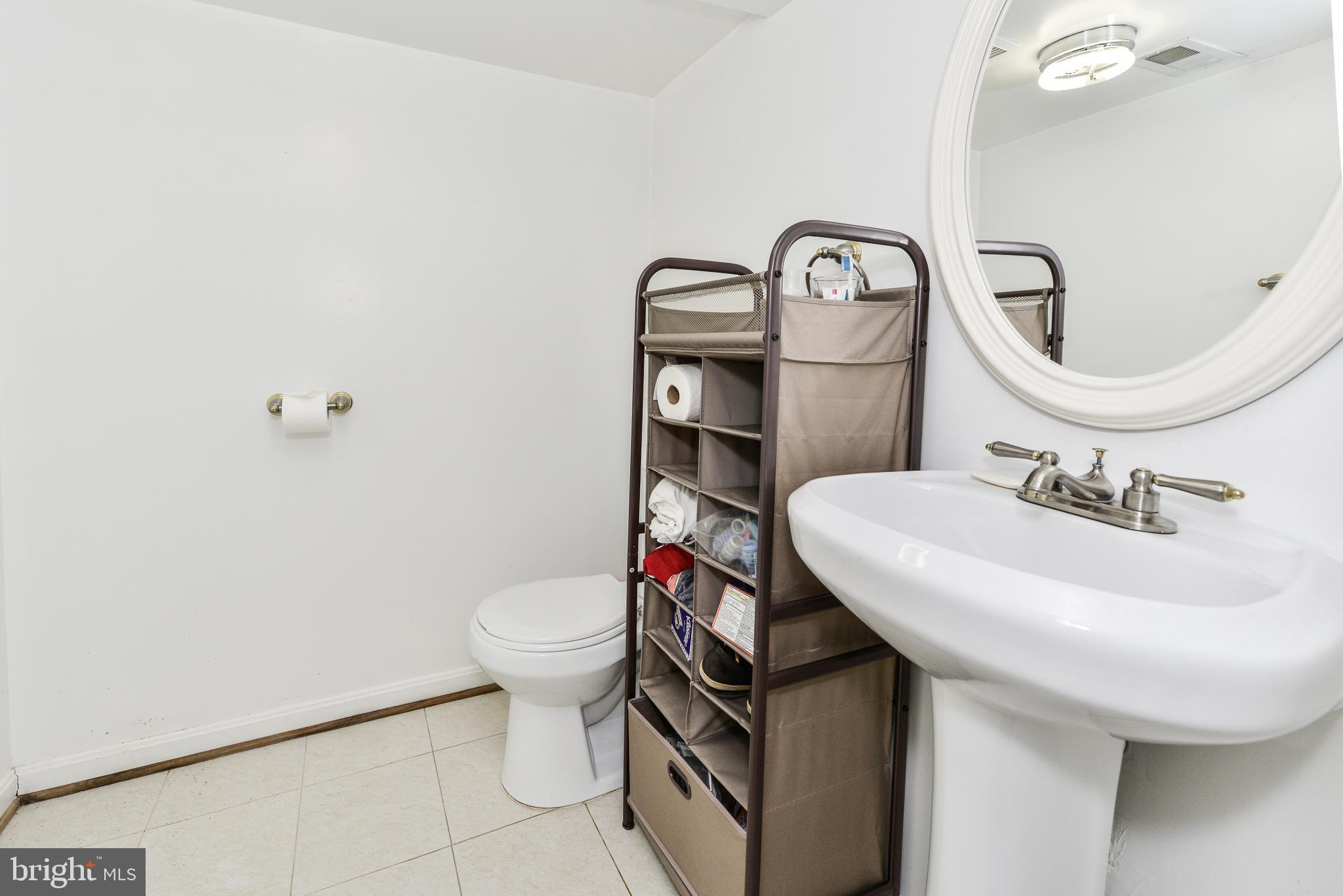 WAYCROFT WOODLAWN - Residential Lease