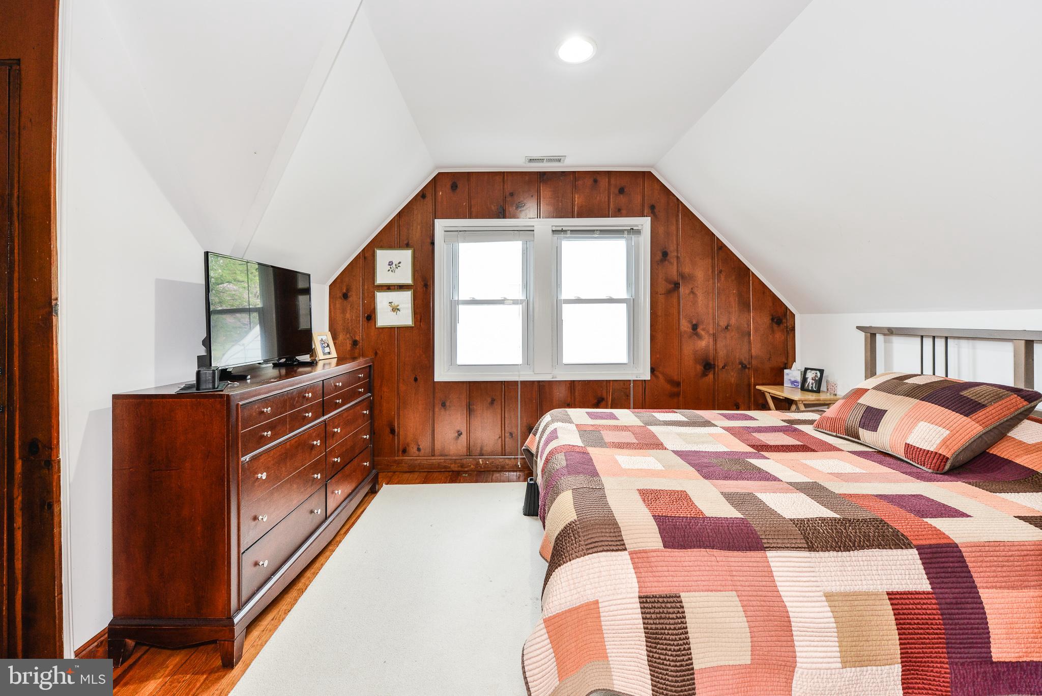 WAYCROFT WOODLAWN - Residential Lease