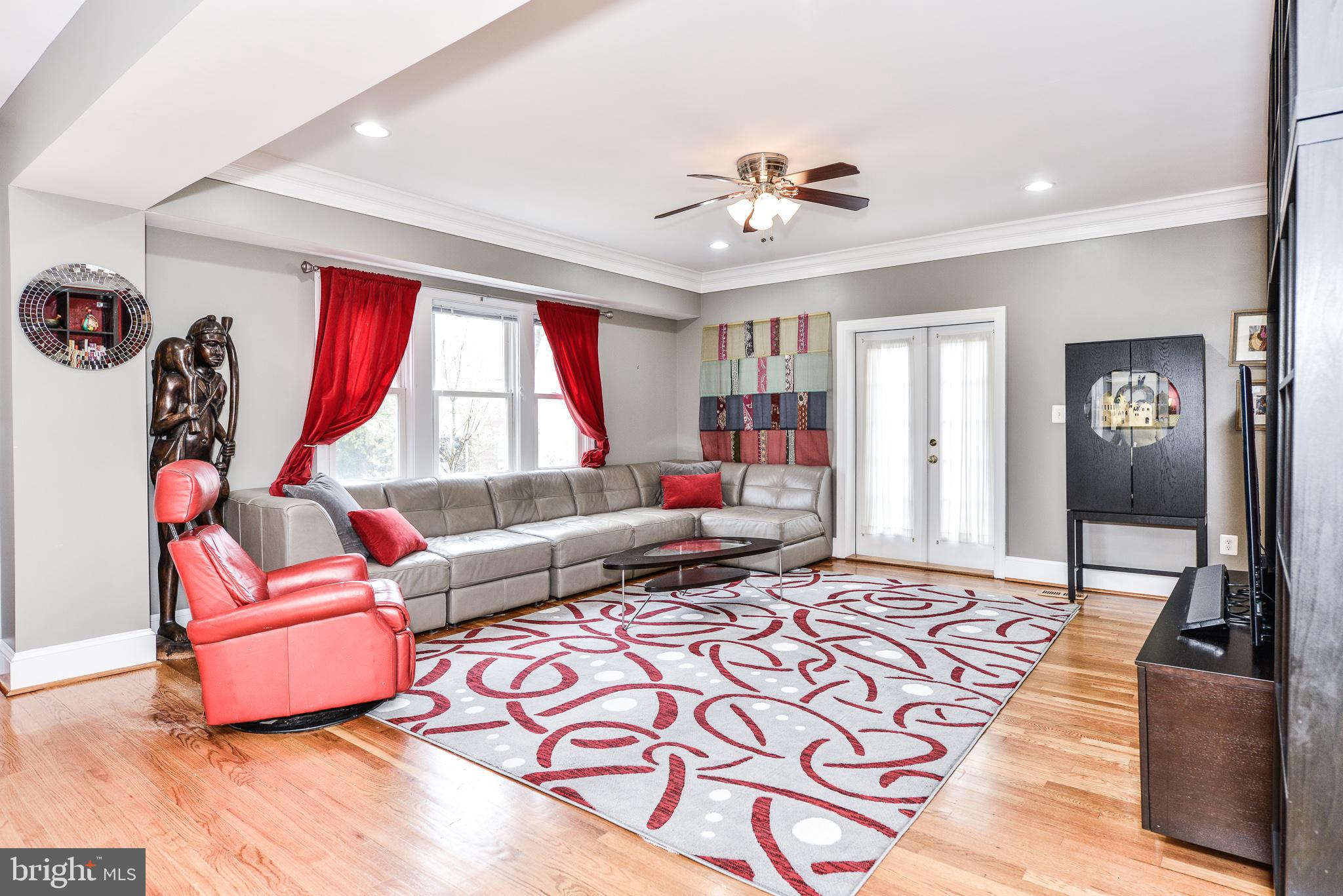 WAYCROFT WOODLAWN - Residential Lease