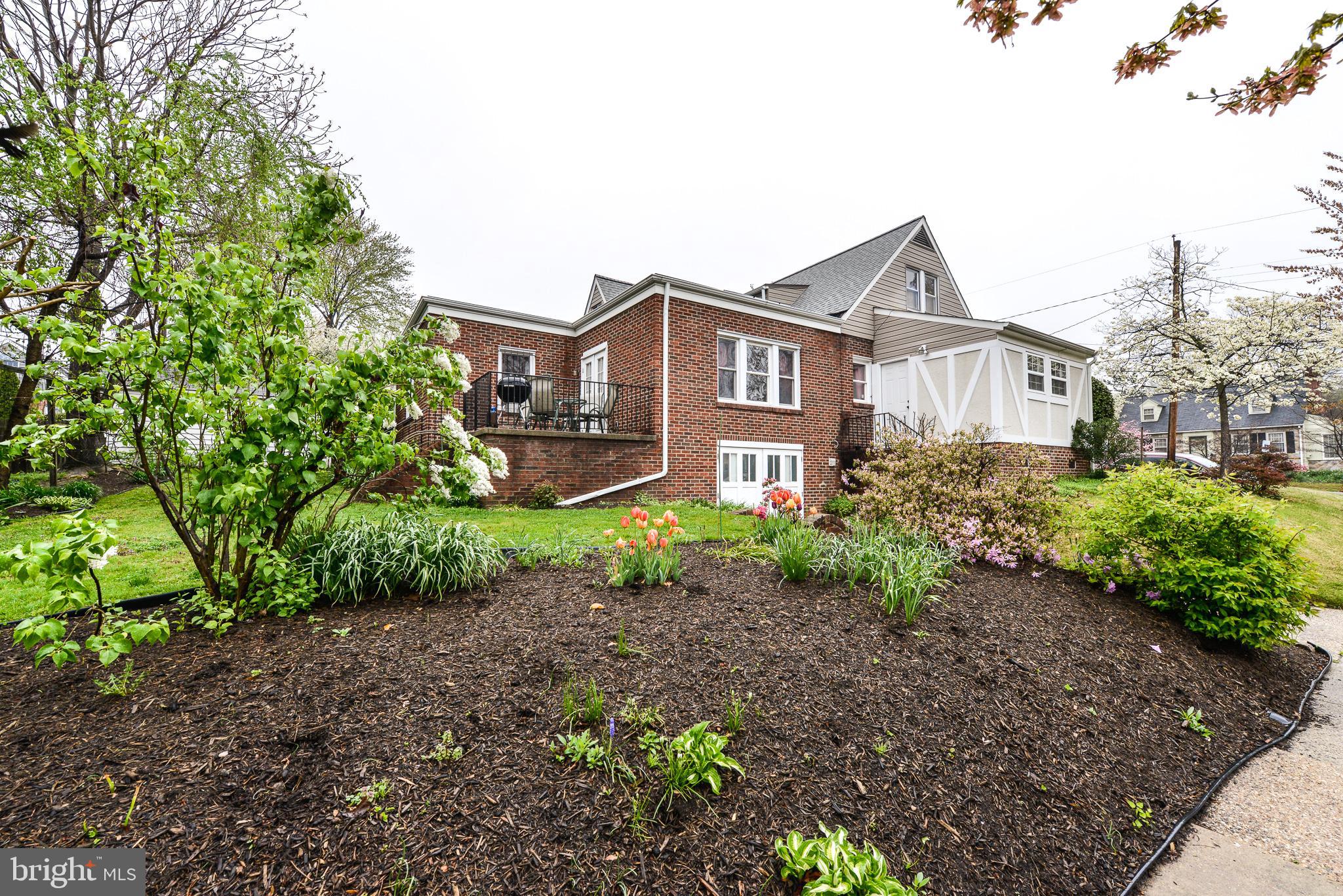 WAYCROFT WOODLAWN - Residential Lease