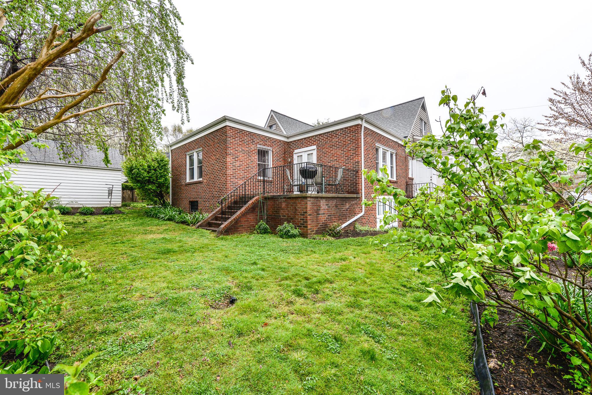 WAYCROFT WOODLAWN - Residential Lease