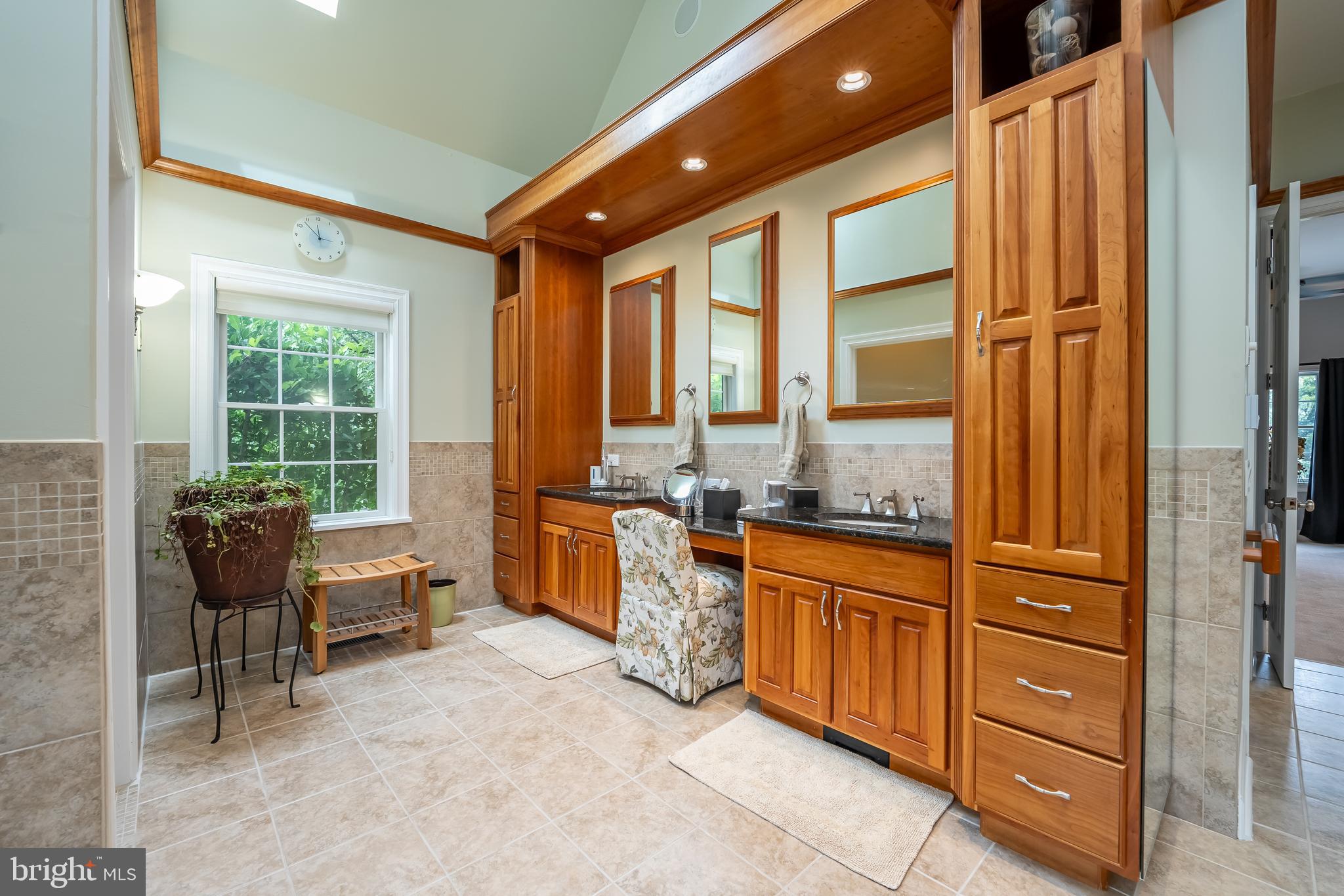 NON AVAILABLE - Residential