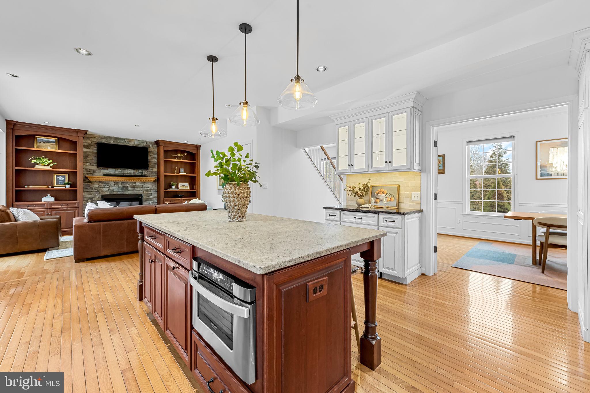 DONALD H HOOVER - Residential