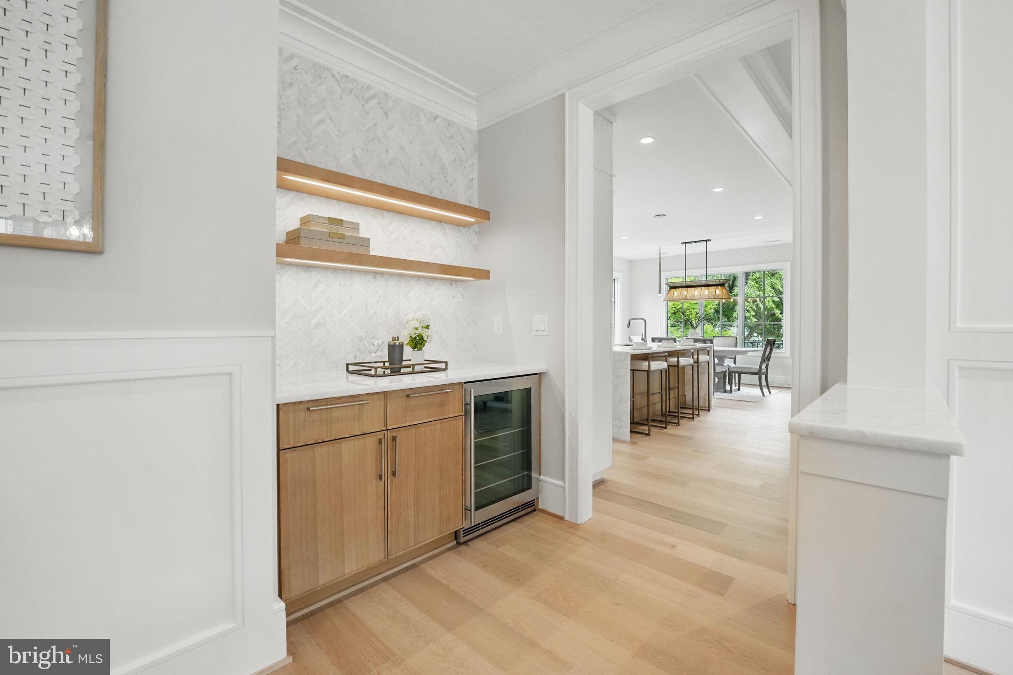 WILLET HEIGHTS - Residential