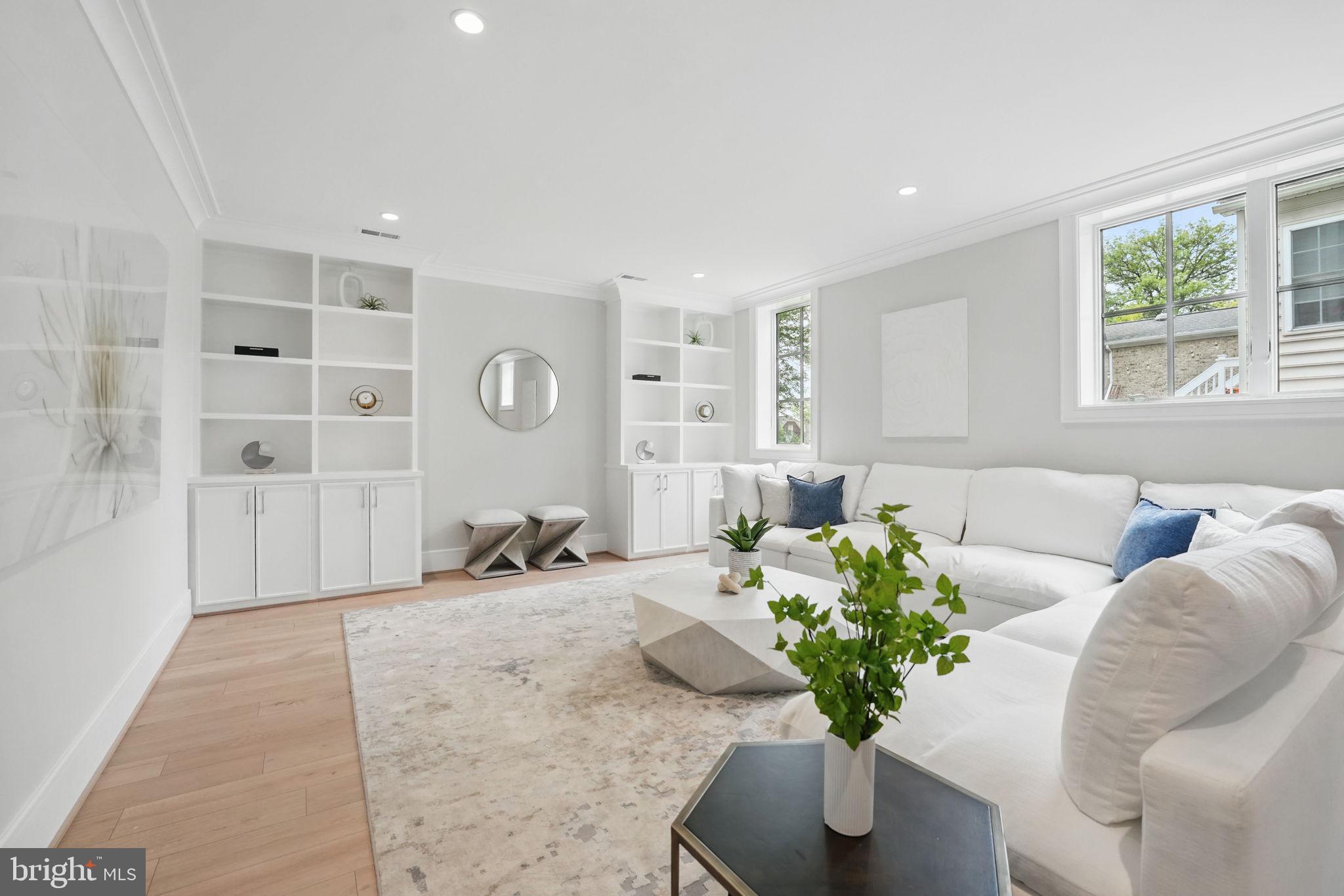 WILLET HEIGHTS - Residential