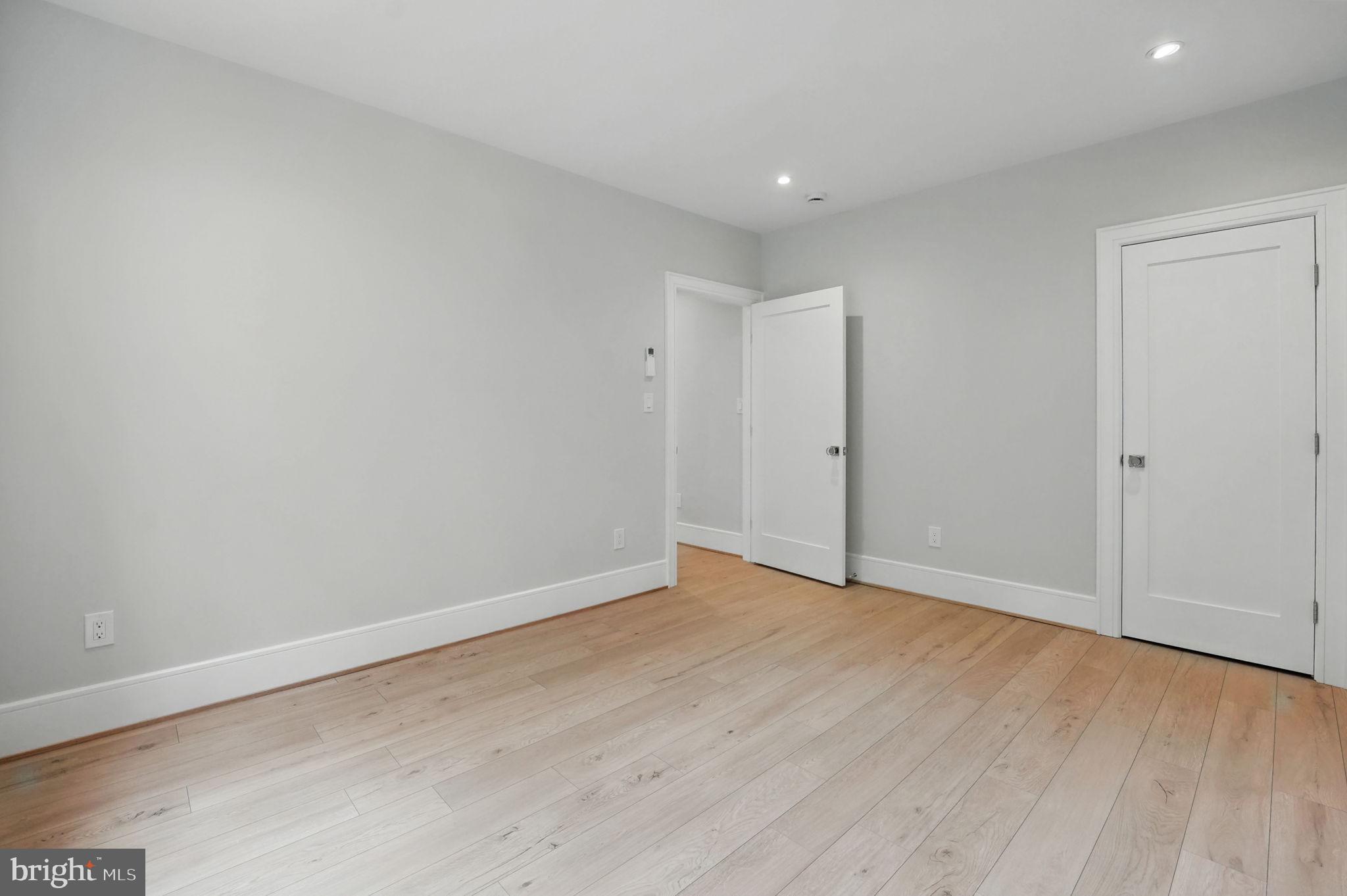 WILLET HEIGHTS - Residential