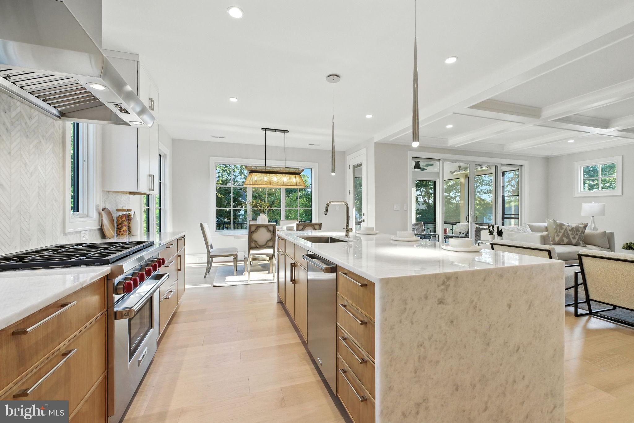 WILLET HEIGHTS - Residential