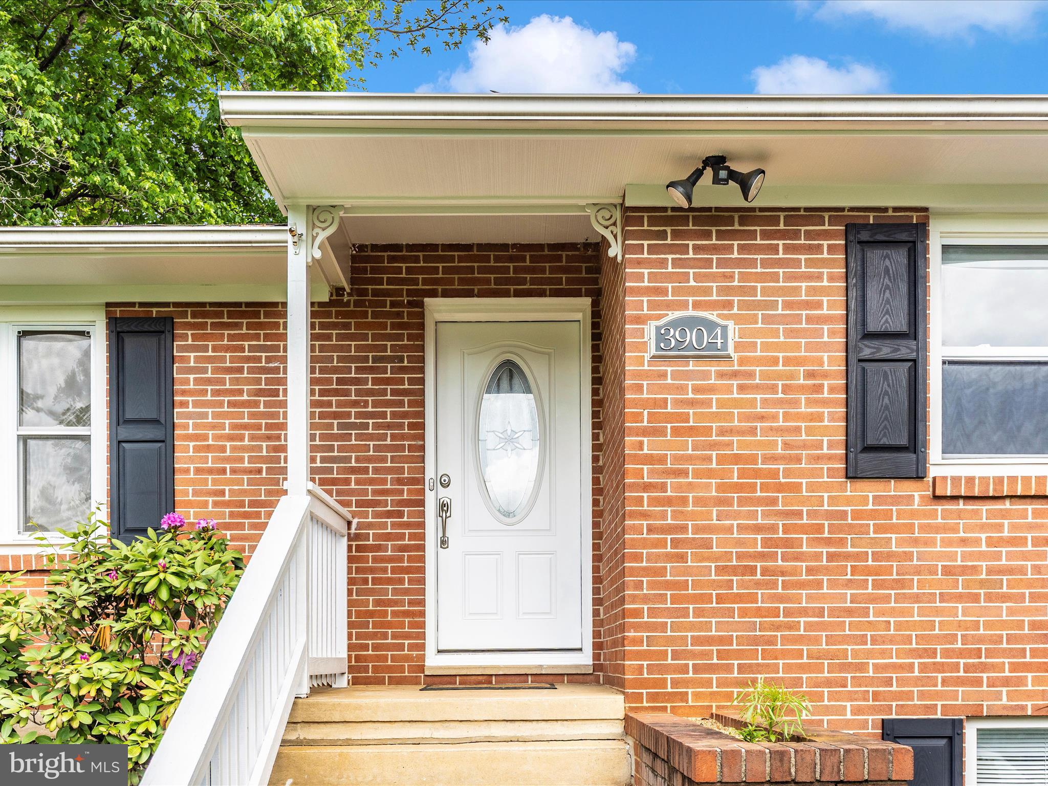 3904 ALLENDALE COURT