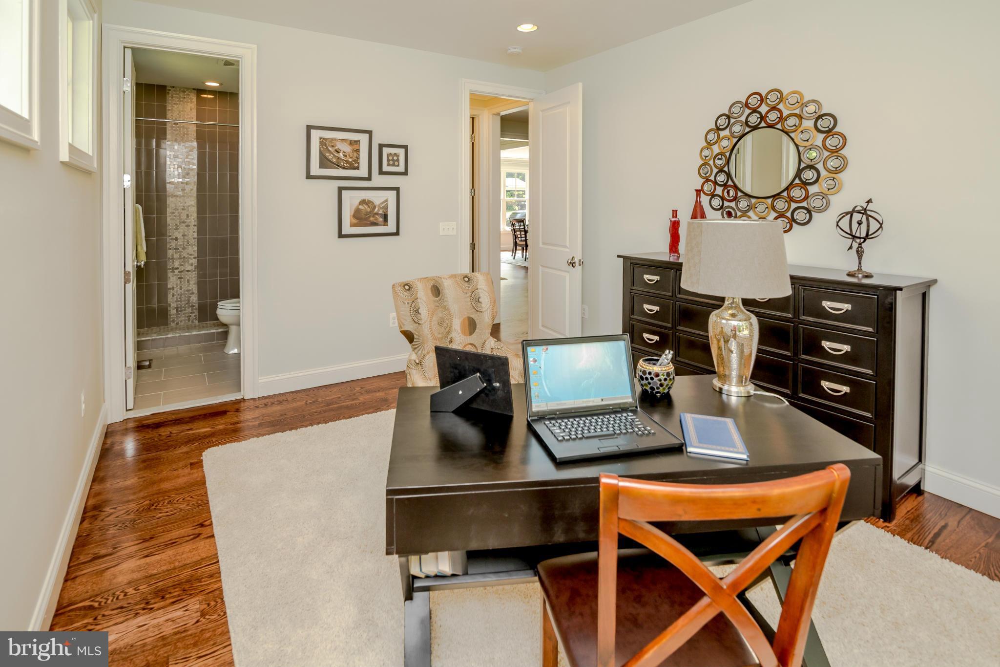 FAIRWAY MANOR ESTATES - Residential