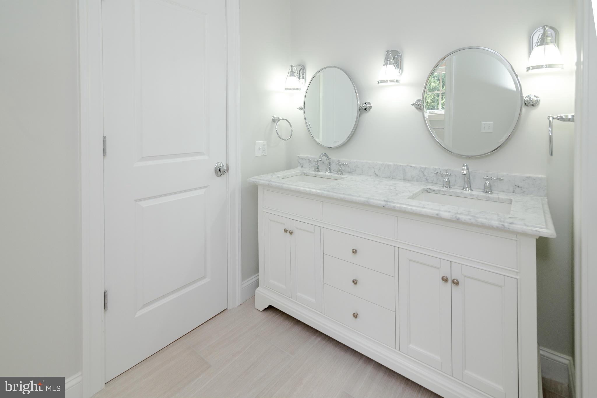 FAIRWAY MANOR ESTATES - Residential