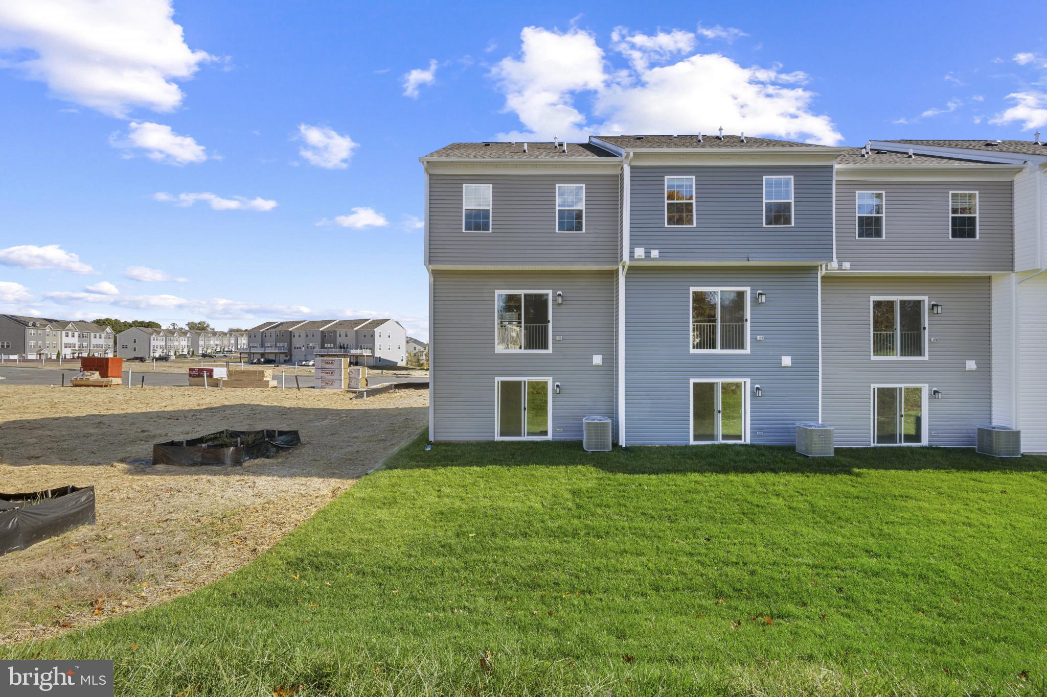 MAGNOLIA LANDING - Residential