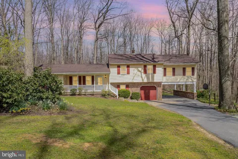 22 Echo Valley Drive, New Providence, PA MLS: PALA2063234