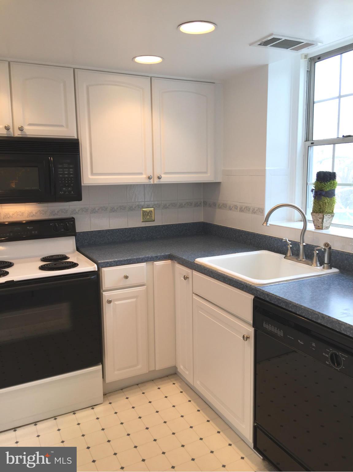 FAIRLINGTON VILLAGES - Residential