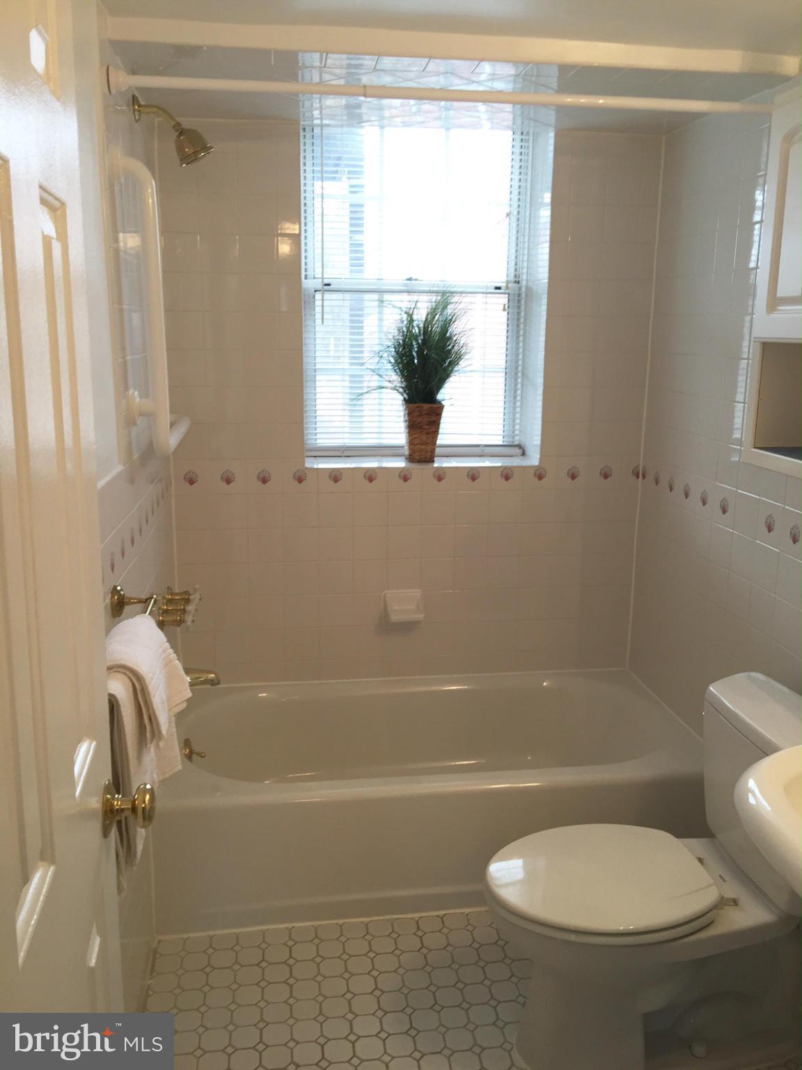 FAIRLINGTON VILLAGES - Residential