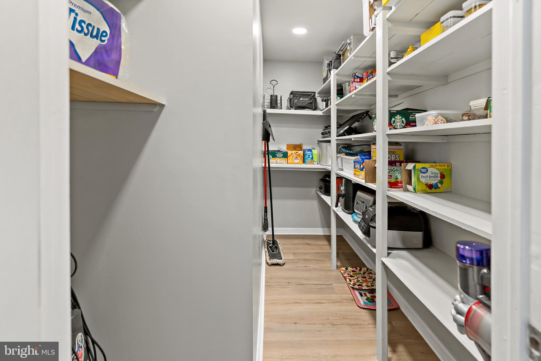 KINGSBROOKE ON THE POTOMAC - Residential