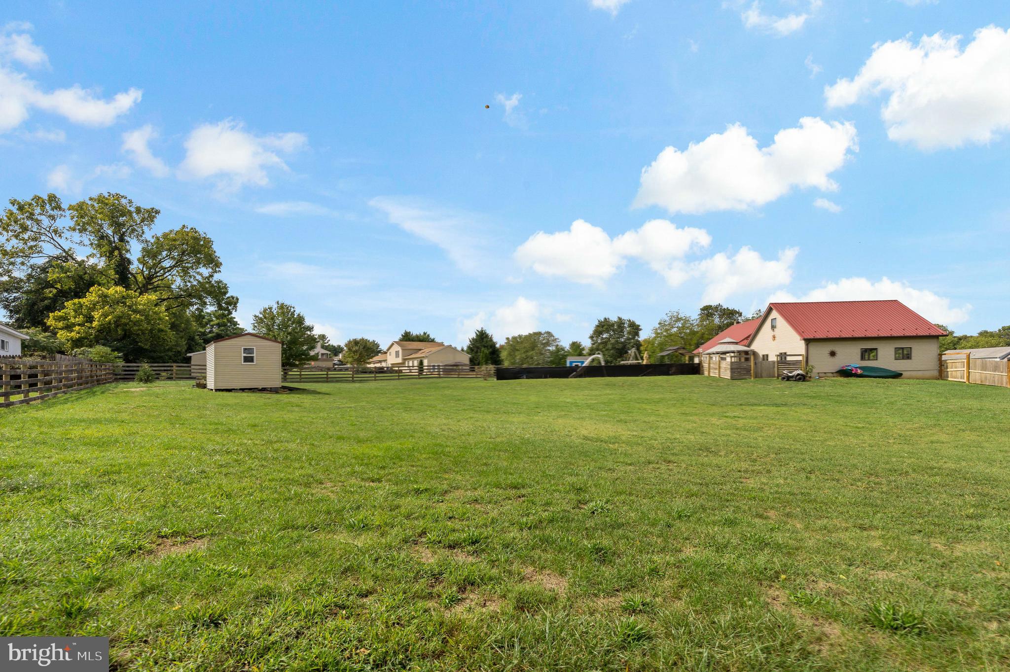 KINGSBROOKE ON THE POTOMAC - Residential