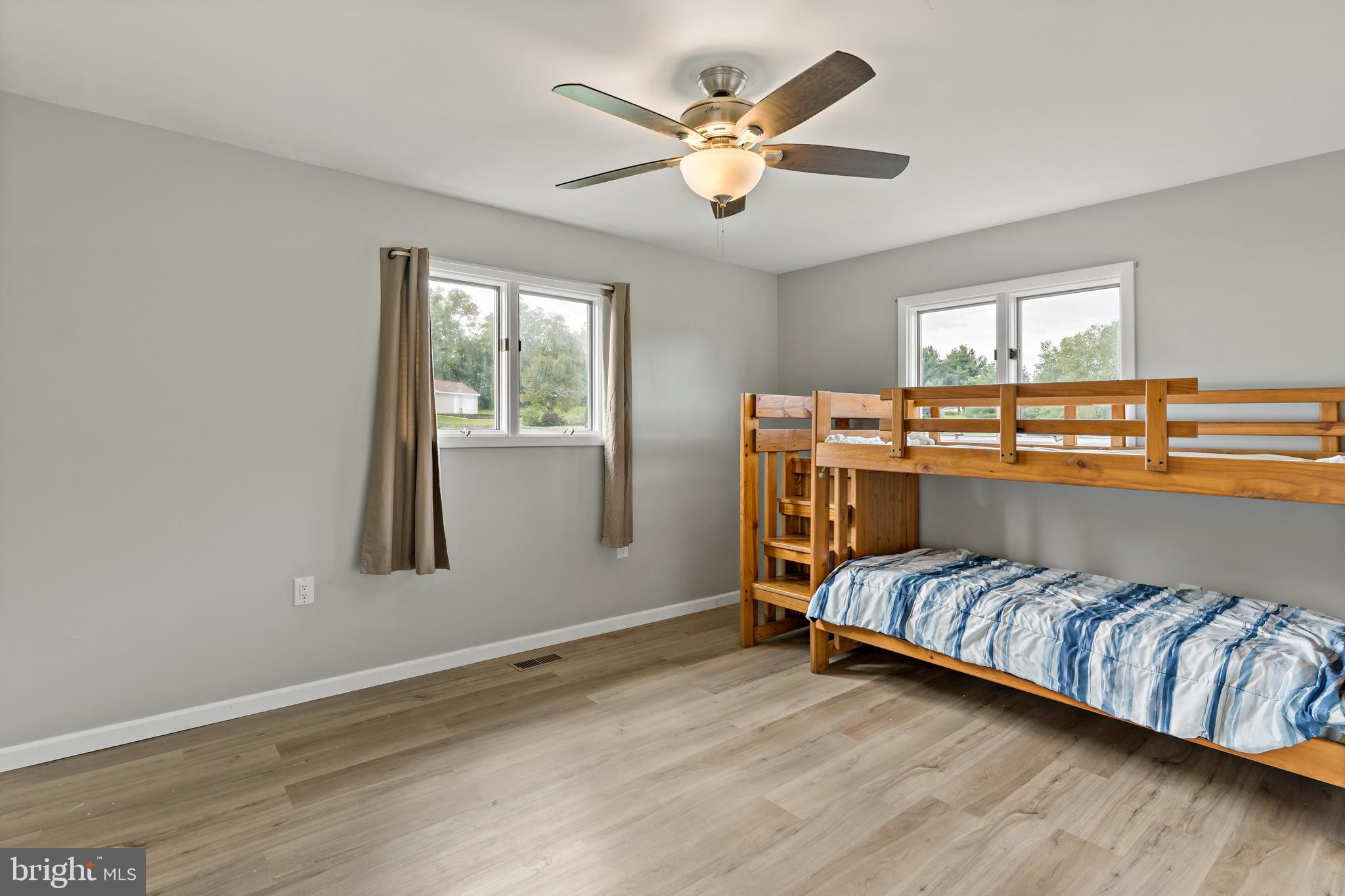 KINGSBROOKE ON THE POTOMAC - Residential