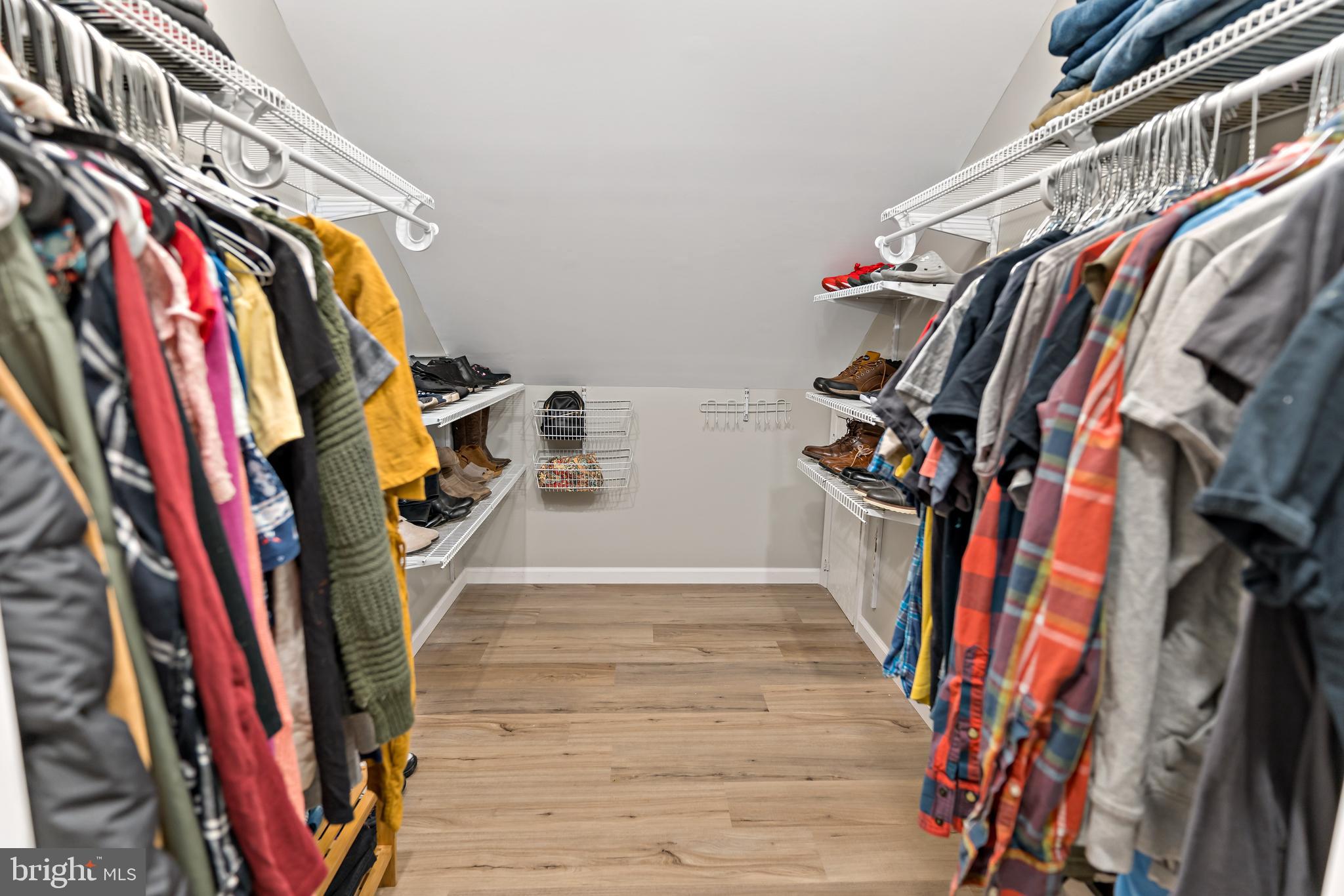 KINGSBROOKE ON THE POTOMAC - Residential