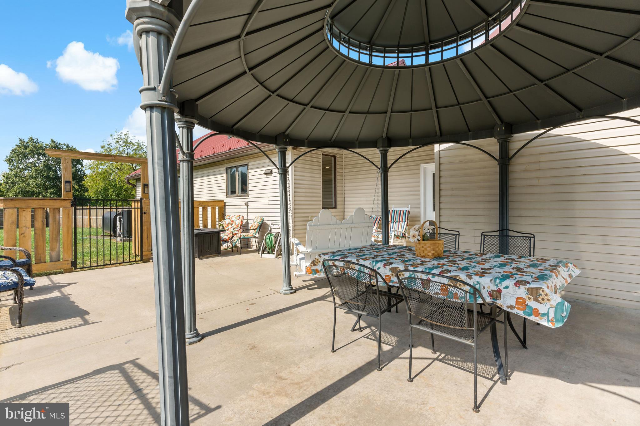 KINGSBROOKE ON THE POTOMAC - Residential