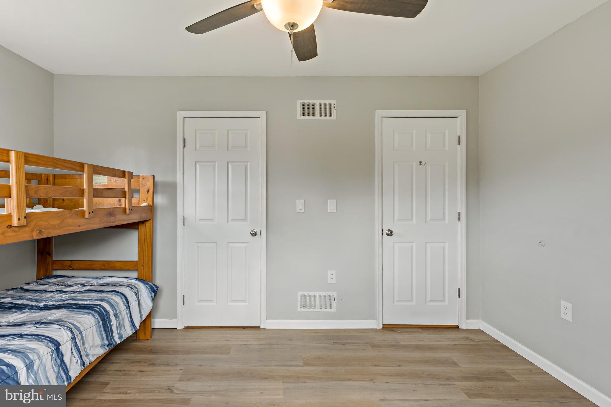 KINGSBROOKE ON THE POTOMAC - Residential