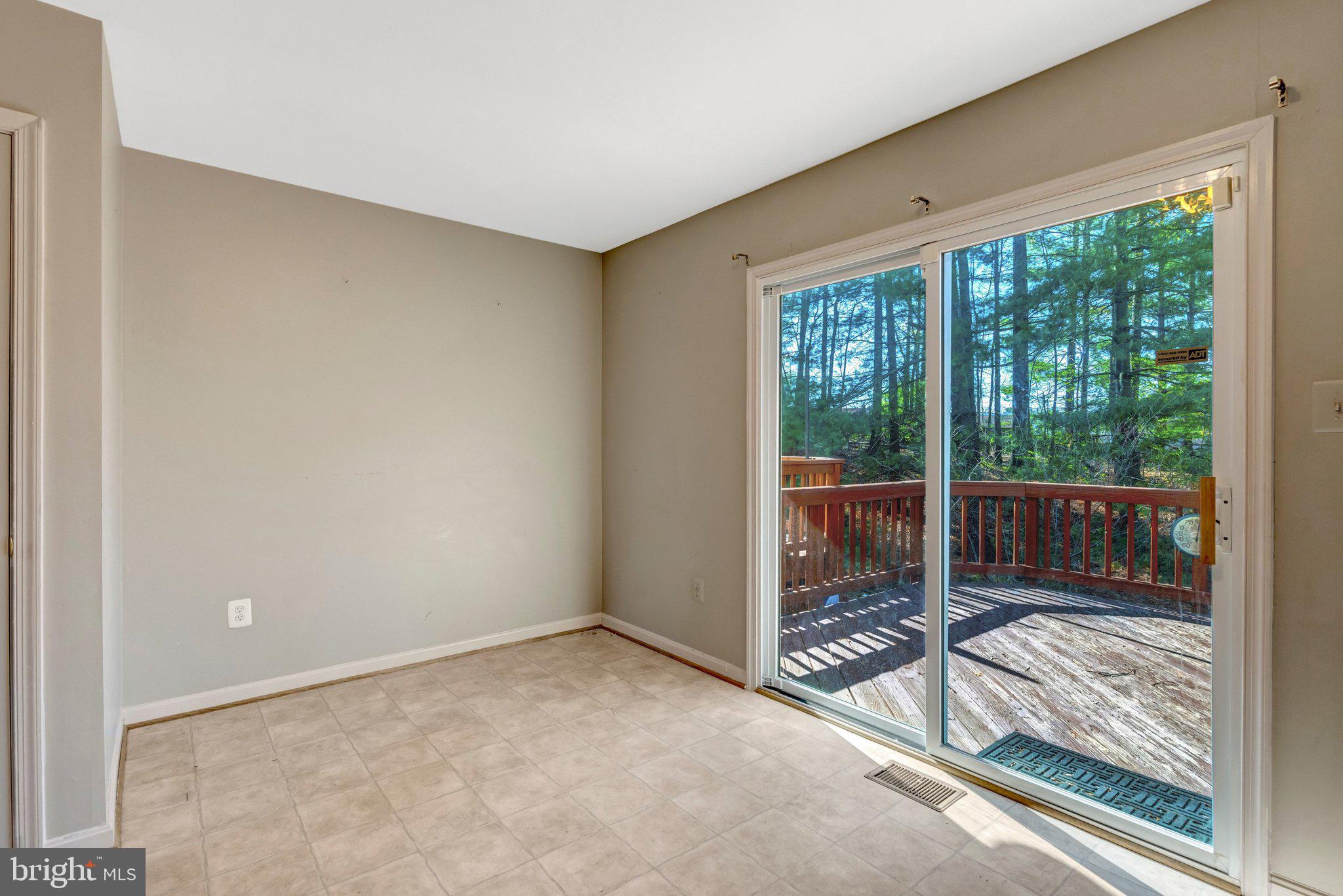 CENTREVILLE GREEN - Residential