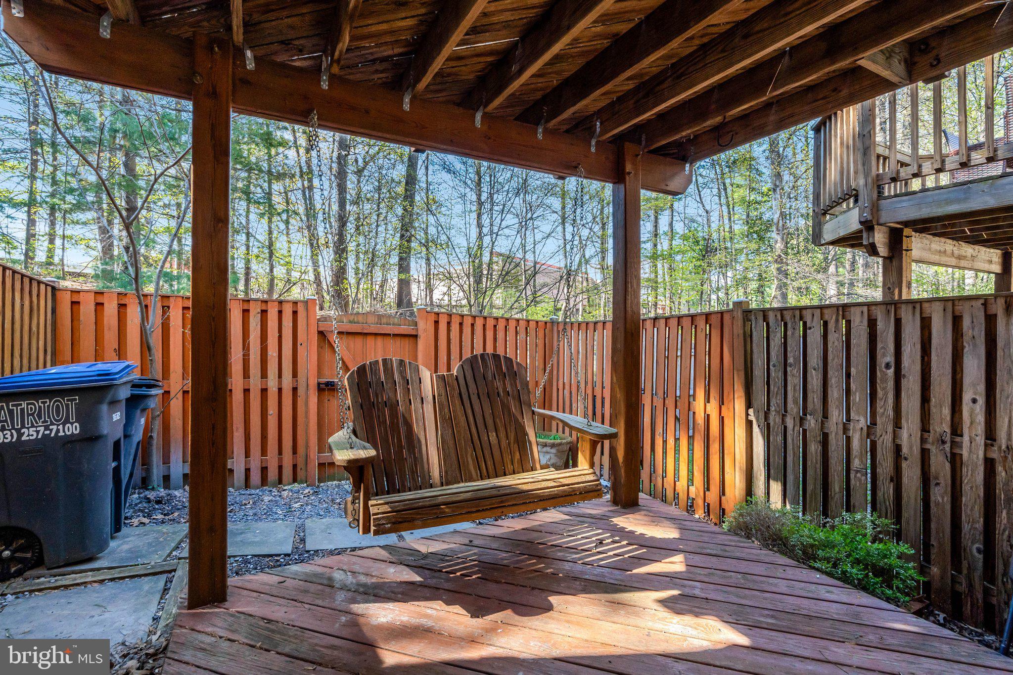 CENTREVILLE GREEN - Residential