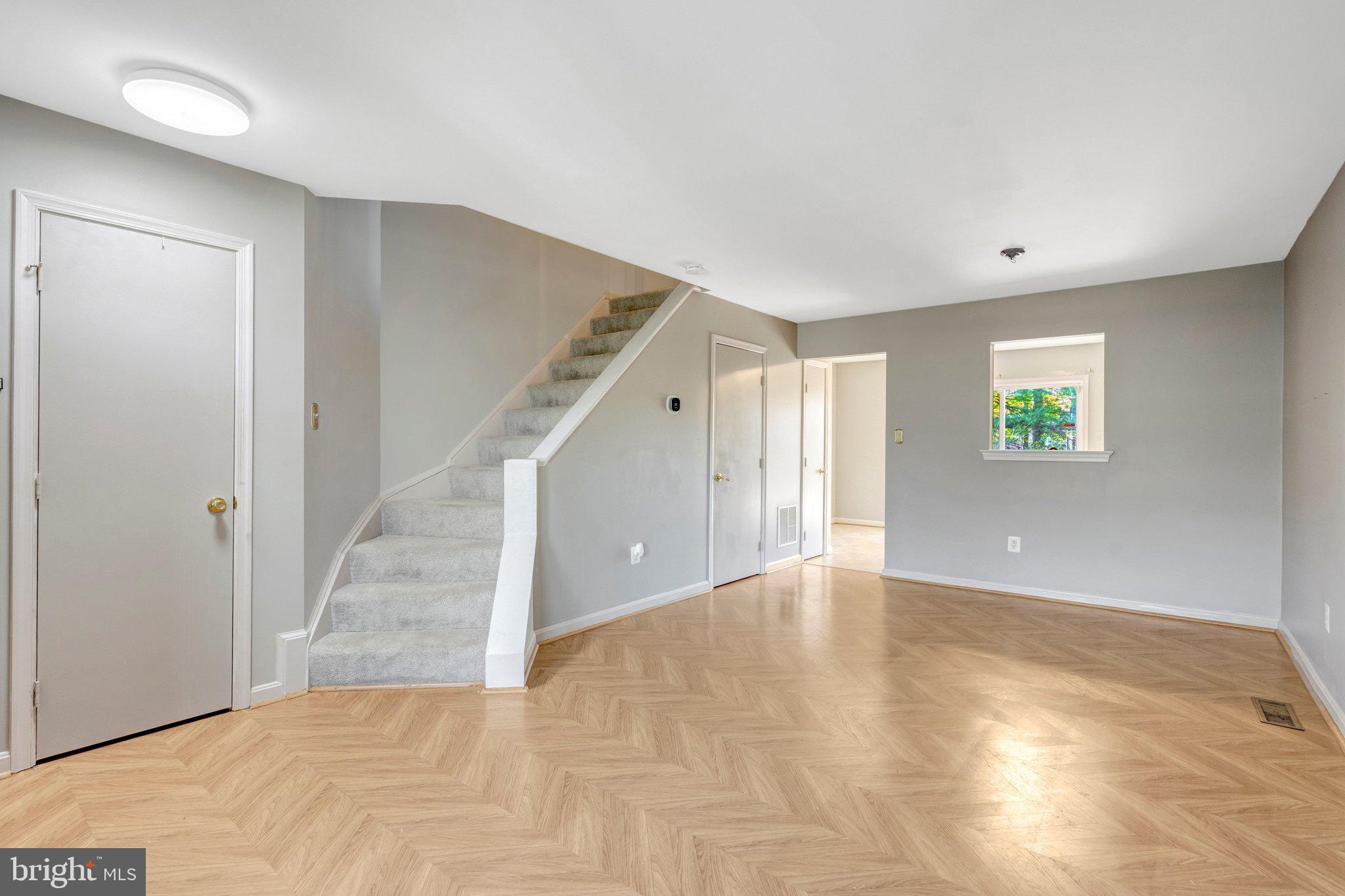 5680 WHITE DOVE LANE