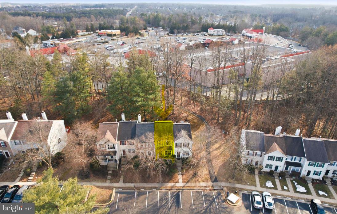 CENTREVILLE GREEN - Residential