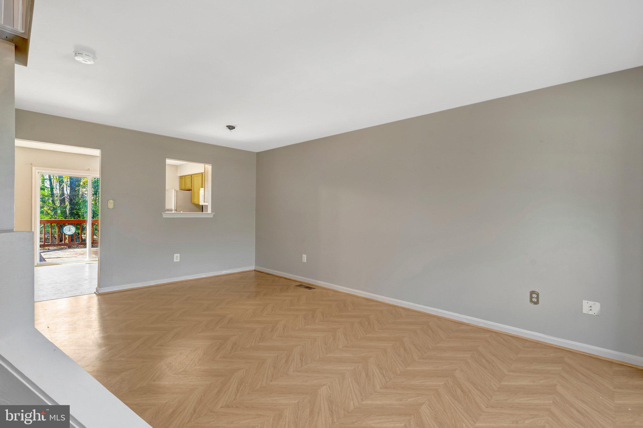 5680 WHITE DOVE LANE