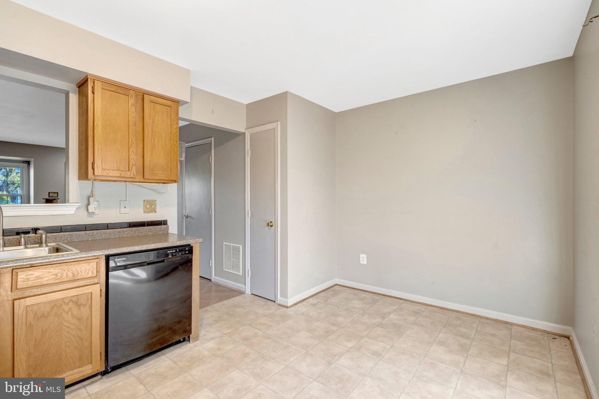 CENTREVILLE GREEN - Residential