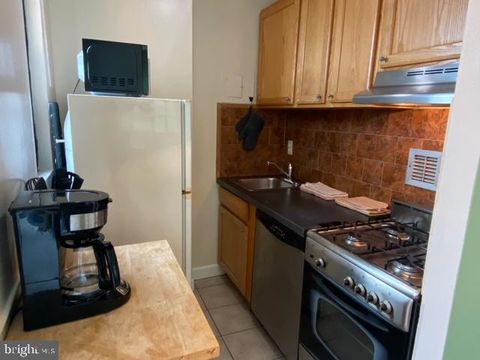 1021 ARLINGTON BOULEVARD 826 ARLINGTON VA 22209