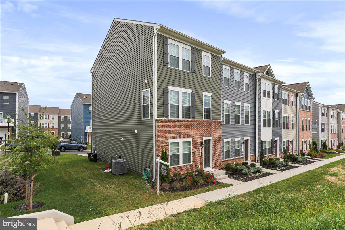 TUSCARORA CREEK - Residential