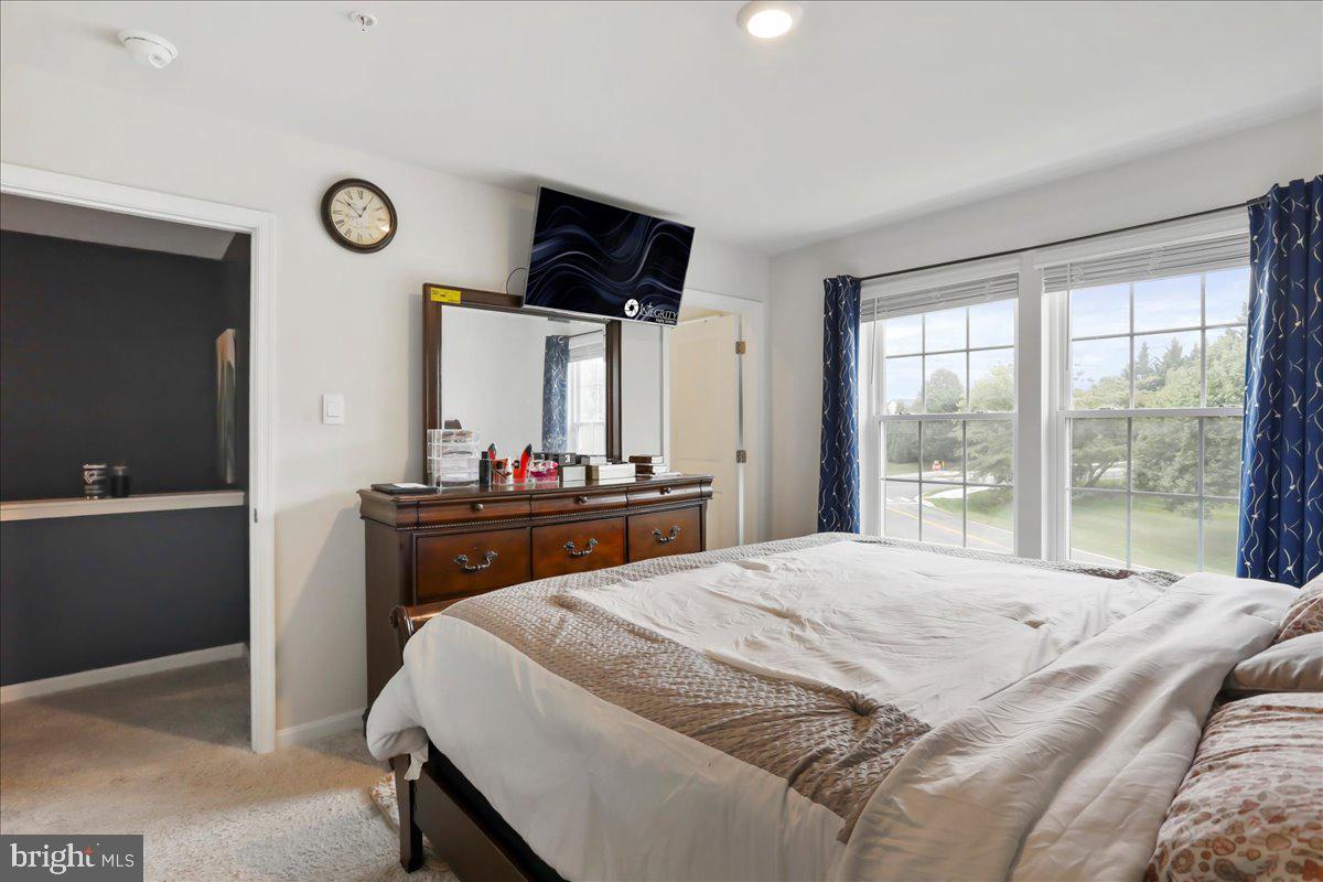 TUSCARORA CREEK - Residential