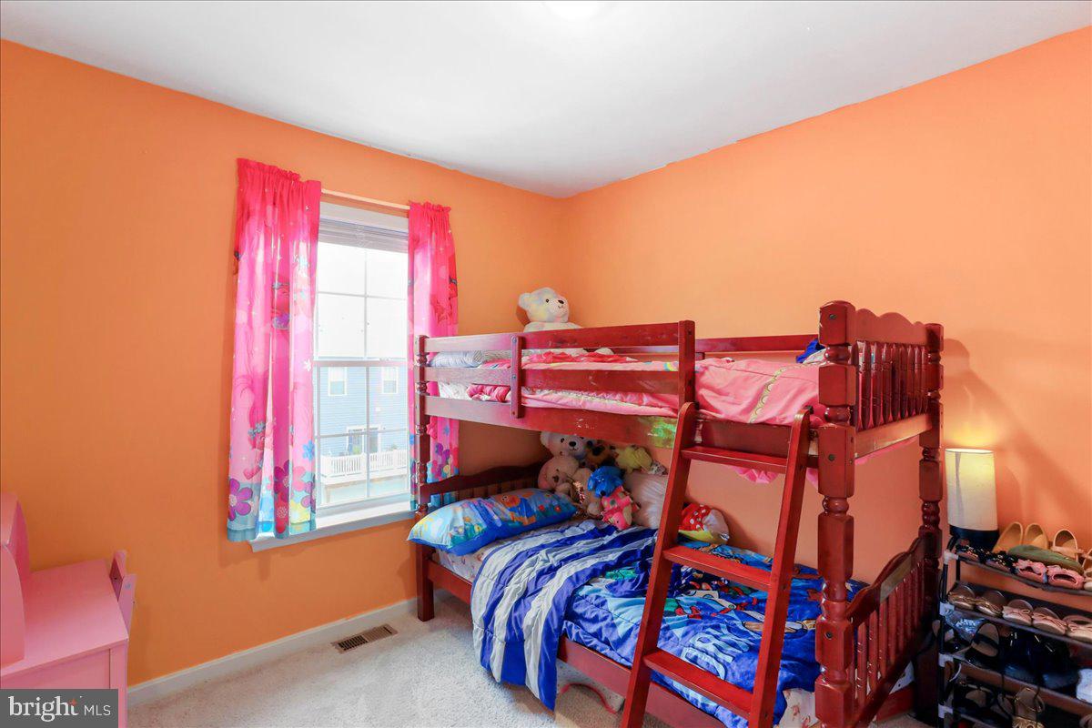 TUSCARORA CREEK - Residential