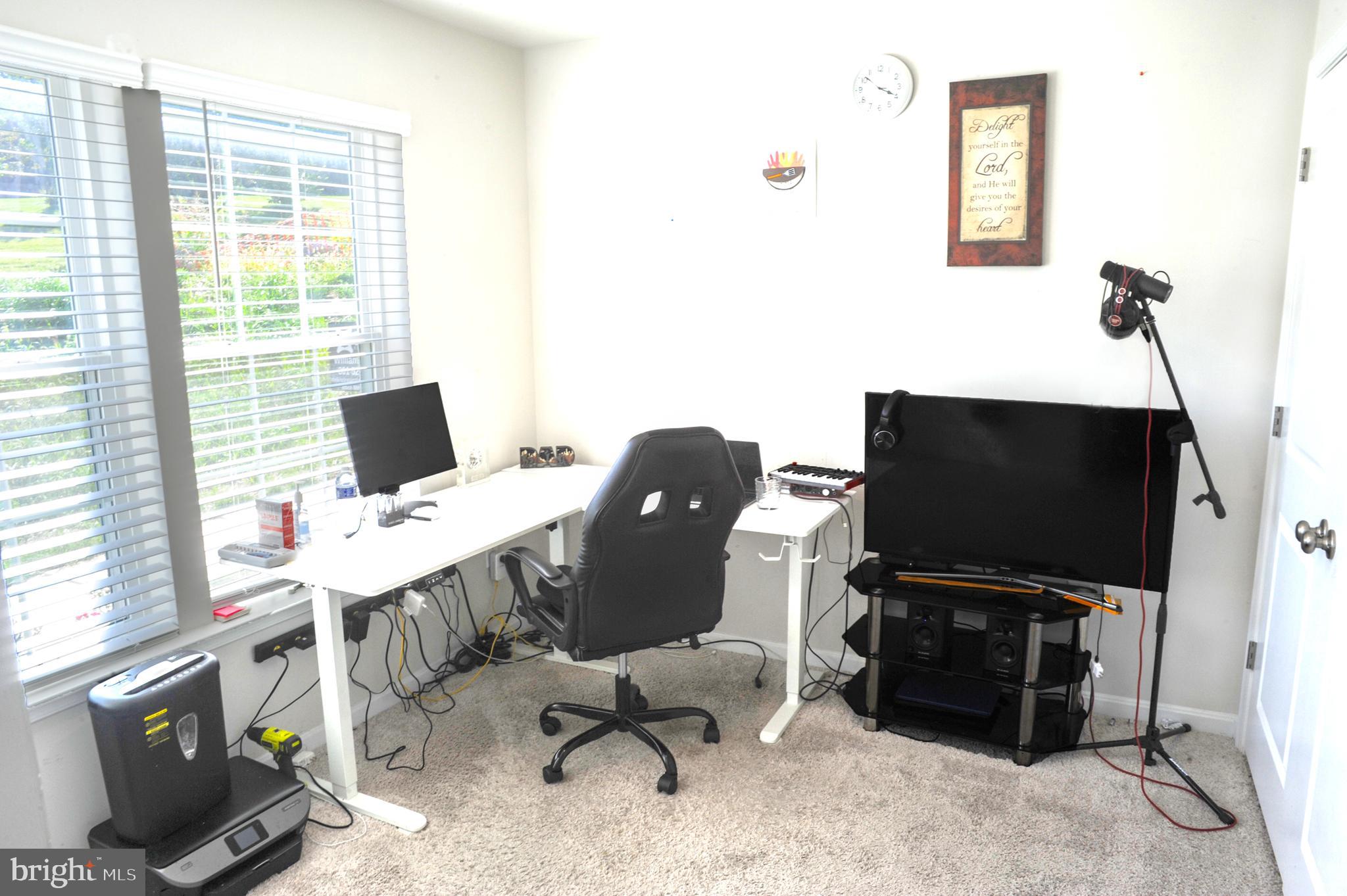 TUSCARORA CREEK - Residential