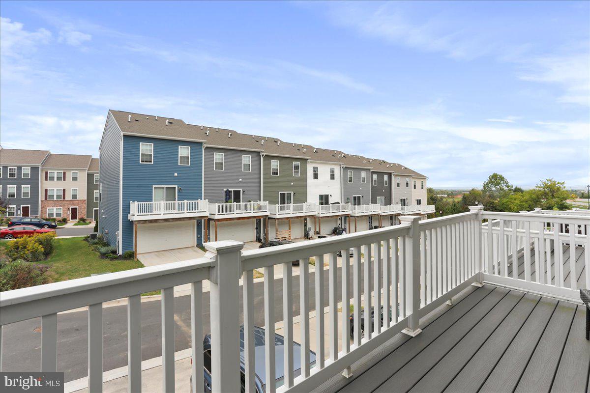 TUSCARORA CREEK - Residential