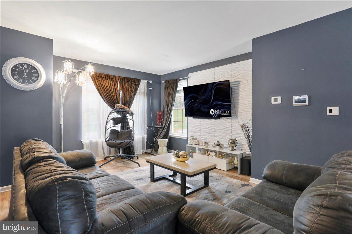 TUSCARORA CREEK - Residential