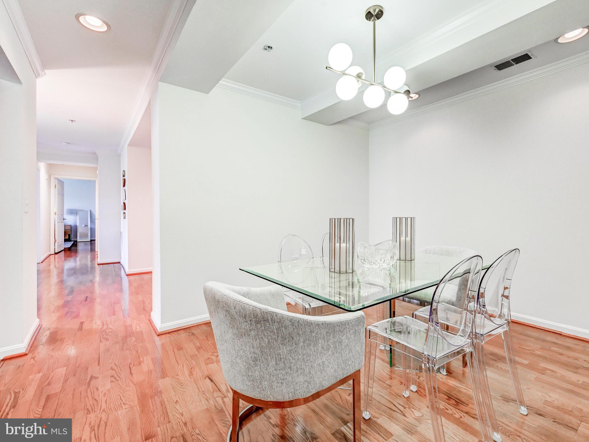 ROUNDWOOD RIDGE - Residential