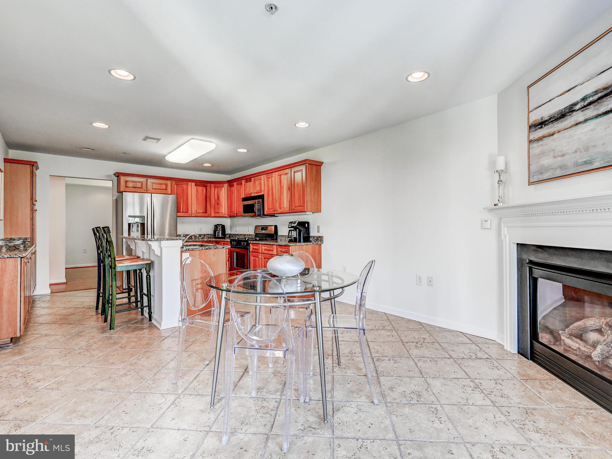 ROUNDWOOD RIDGE - Residential