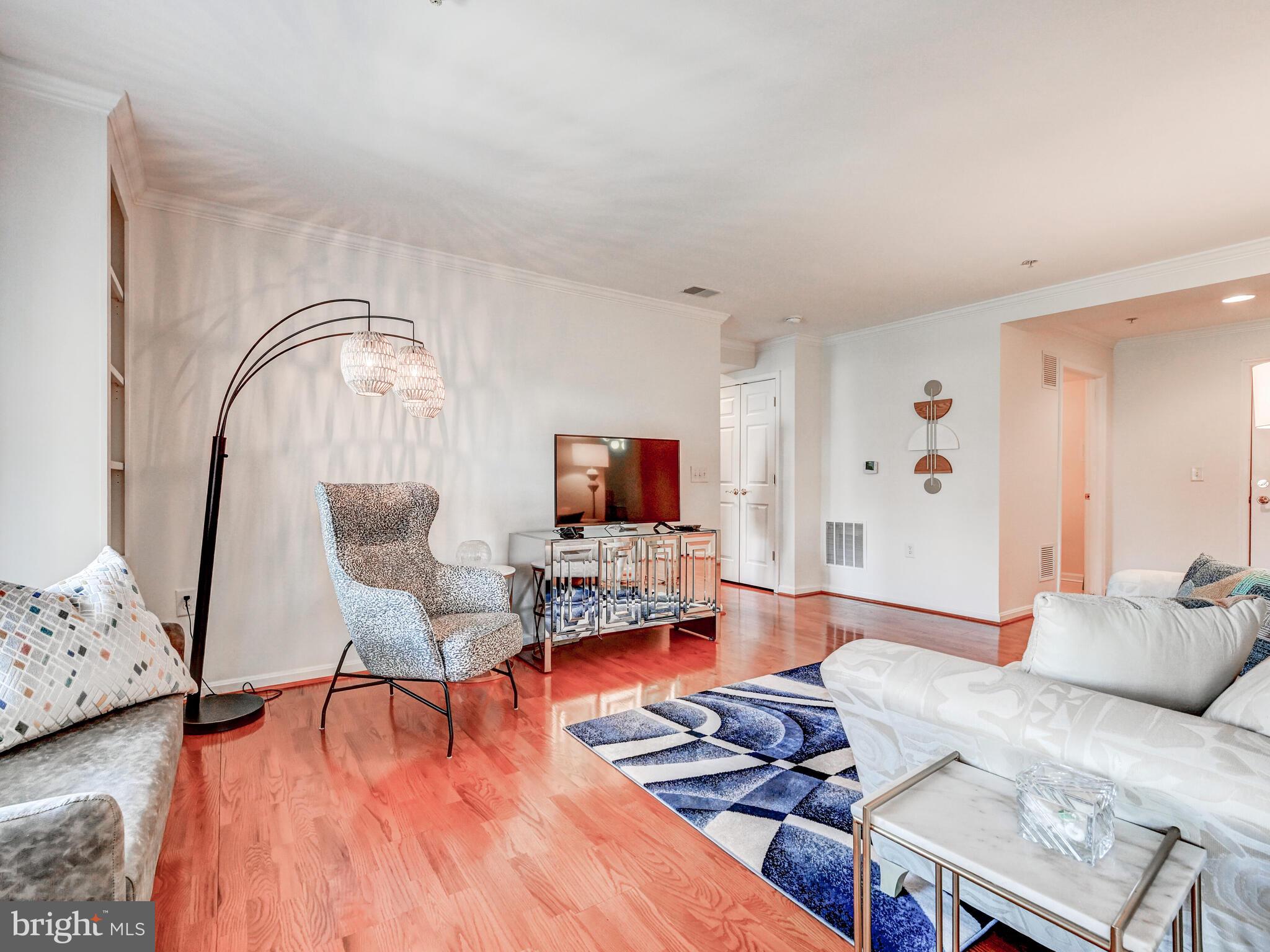 ROUNDWOOD RIDGE - Residential