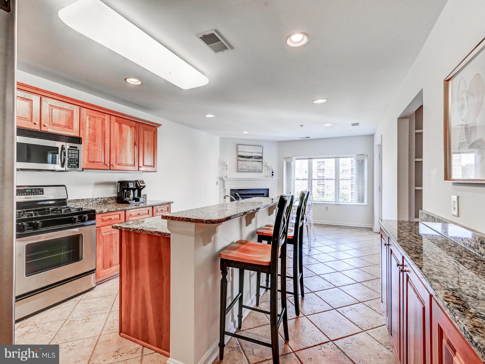 ROUNDWOOD RIDGE - Residential