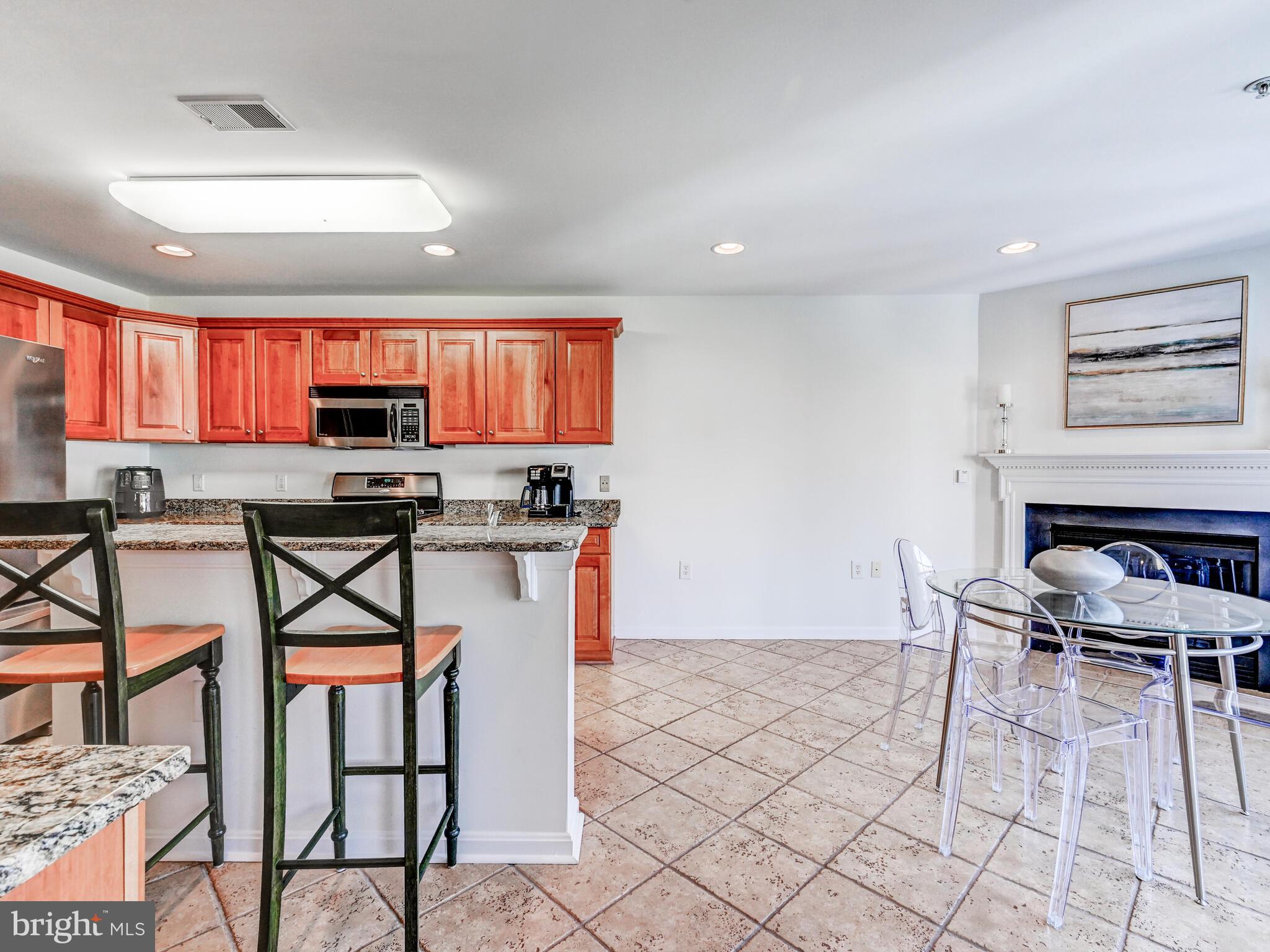 ROUNDWOOD RIDGE - Residential