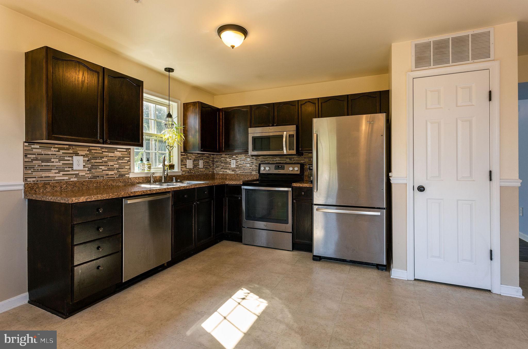 PARKVIEW MANOR - Residential