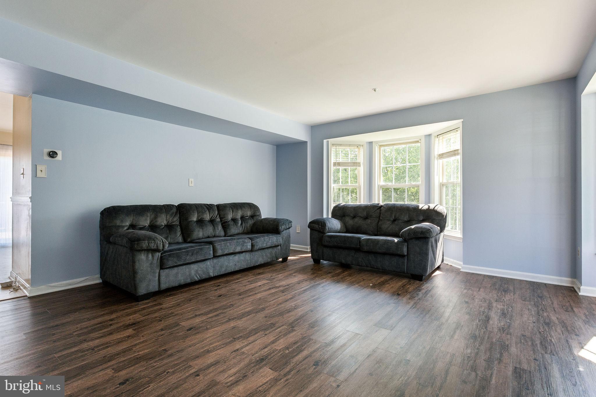 PARKVIEW MANOR - Residential